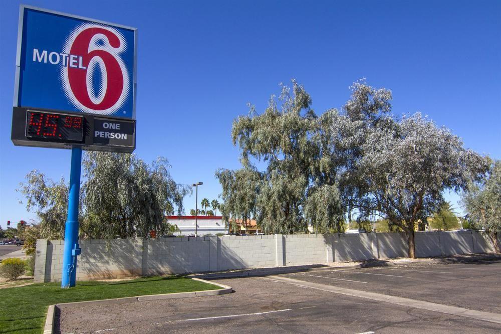 Motel 6 Mesa North Екстер'єр фото