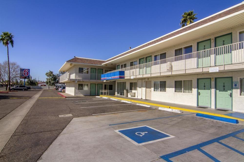 Motel 6 Mesa North Екстер'єр фото