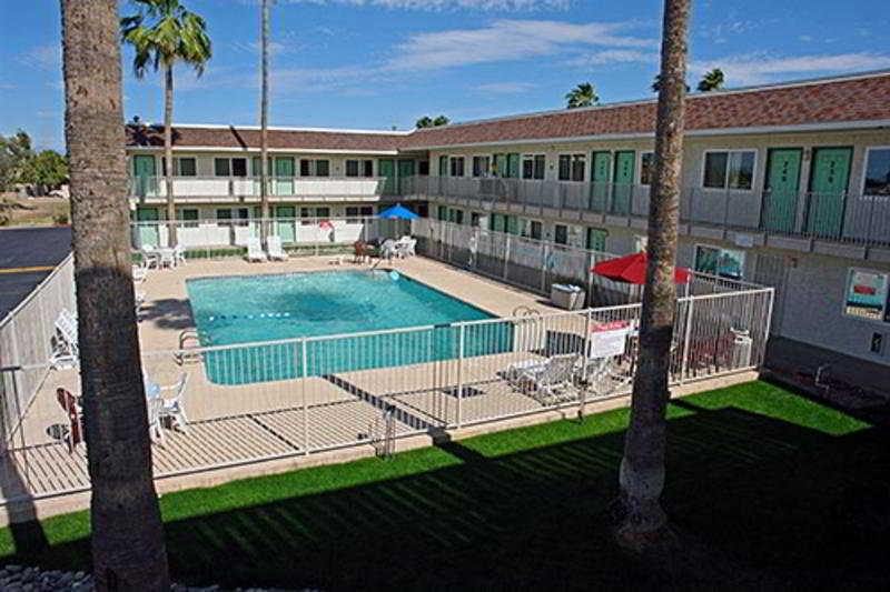 Motel 6 Mesa North Екстер'єр фото